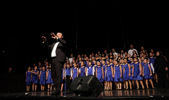 Nilüfer'in farklı sesleri bu konserde bir oldu