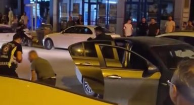 Polis ekiplerinin üzerine araç sürüp 10 kilometre kaçtı