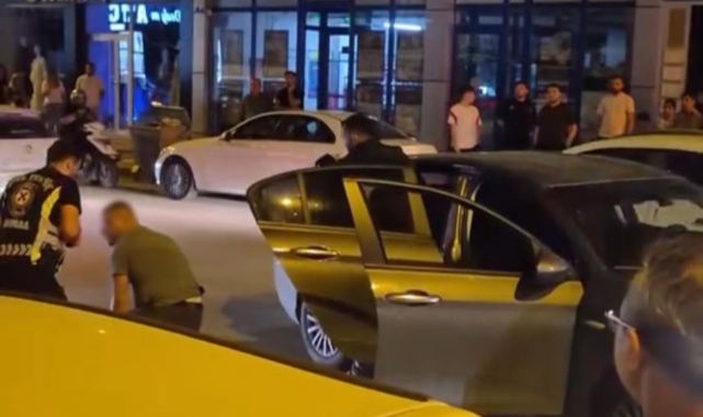 Polis ekiplerinin üzerine araç sürüp 10 kilometre kaçtı