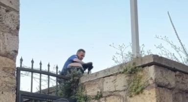 Polis surlarda intihar girişimini son anda engelledi