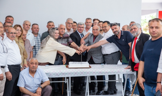 Şehit ve gazi babalarına anlamlı ziyaret