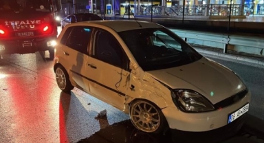 Sıkıştırılan otomobil takla attı: 4 yaralı
