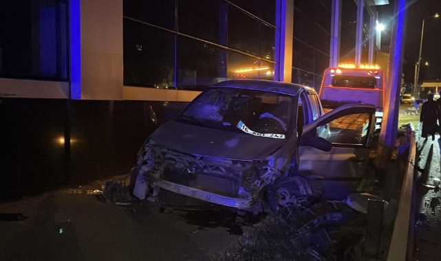 Uykusuz sürücü kazaya neden oldu: 2 yaralı
