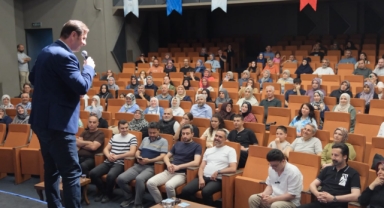Yıldırım Belediyesi'nden ailelere rehberlik eğitimi