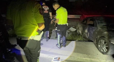 100 kilometrelik kovalamaca bariyere çarpınca bitti