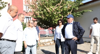 Başkan Özdemir mahallelerde sorunları yerinde inceledi