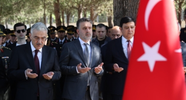 Bursa’da 15 Temmuz programı'nda şehitler anıldı