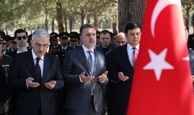 Bursa’da 15 Temmuz programı'nda şehitler anıldı