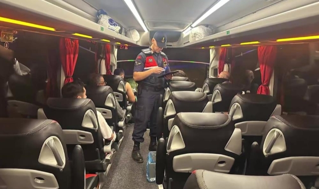Bursa'da göçmen kaçakçılığı denetimi: 4 gözaltı