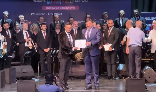Bursa'nın fethinin 700. yılına özel beste yarışmasında ödüller sahiplerini buldu