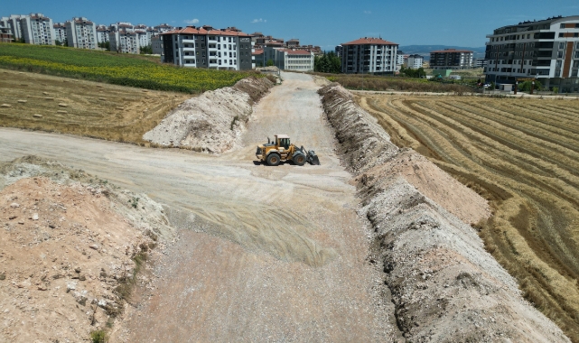 Büyükşehir'den İnegöl'ün 4 mahallesine yeni yollar