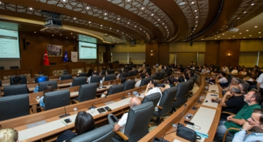 Büyükşehir’den yerel yönetim kadrolarına protokol ve nezaket eğitimi
