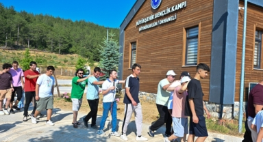 Büyükşehir'in gençlik kampında engeller aşıldı