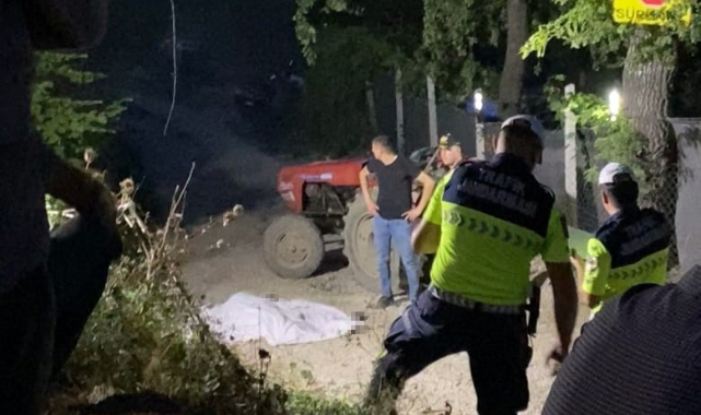Devrilen traktörün sürücüsü hayatını kaybetti