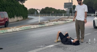 Gemlik'te kontrolden çıkan motor yan yattı: 2 yaralı