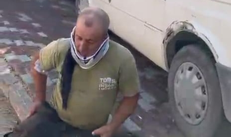 İnegöl'de otomobil ile minibüs çarpıştı: 3 yaralı