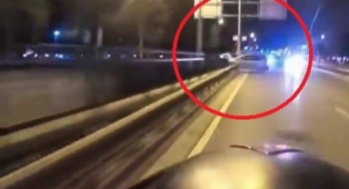 Kontrolden çıkan otomobil bariyerlere çarpıp takla attı
