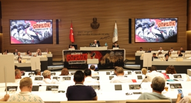 Nilüfer Belediye Meclisi'nde katı atık tesisi protestosu