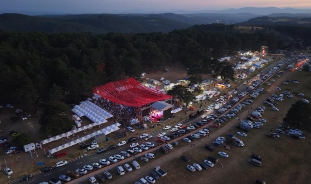 Samsun Festivali'ni duyan 75 bin kişi yaylaya akın etti