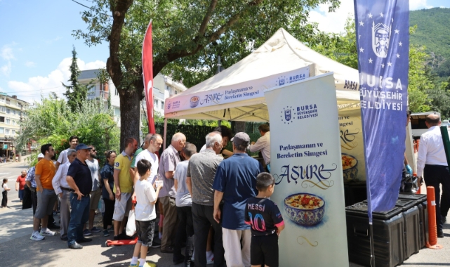 Teleferik Meydanı'nda aşure bereketi