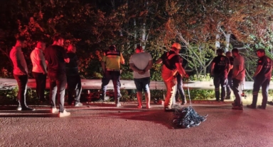 Uçurum kenarındaki motosiklet ekipleri alarma geçti