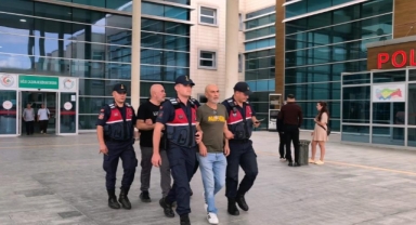 Yönetmen Ezel Akay: